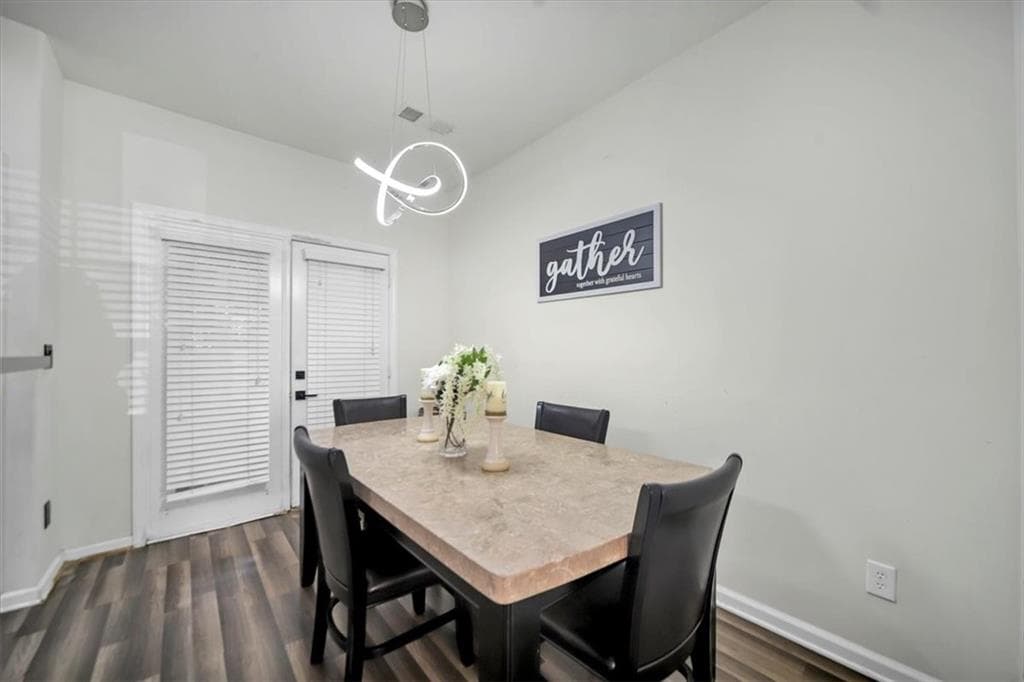 2 bedroom, 3 bathroom, 1,294 sq ft townhouse for sale at 4625 Crawford Oaks Drive, Oakwood, GA 30566 — photo 9