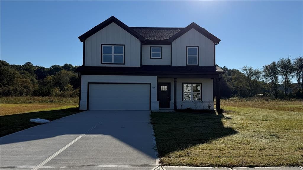 4 bedroom, 3 bathroom, 2,059 sq ft single family residence for rent at 204 Strawberry Lane, Winder, GA 30680 for $2,090 a month — photo 2