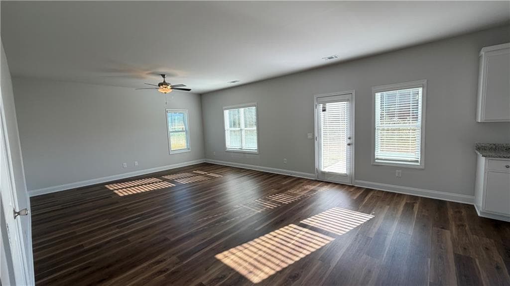 4 bedroom, 3 bathroom, 2,059 sq ft single family residence for rent at 204 Strawberry Lane, Winder, GA 30680 for $2,090 a month — photo 8