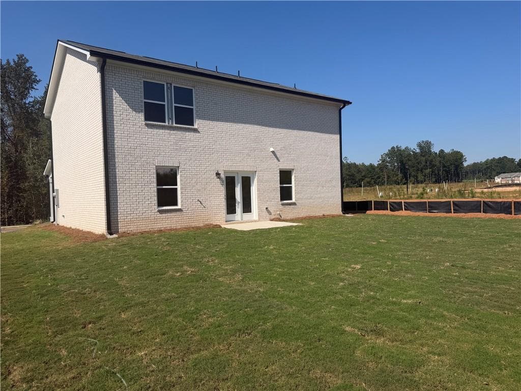 4 bedroom, 3 bathroom, 2,095 sq ft single family residence for sale at 468 Corricella Court, Mcdonough, GA 30253 — photo 3