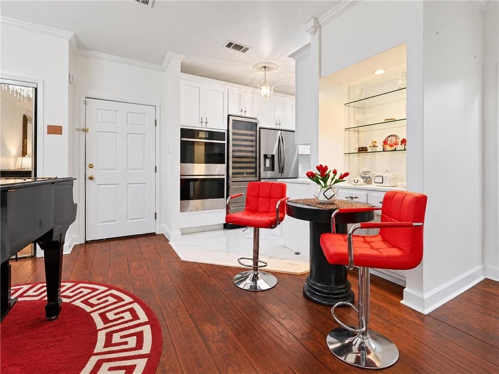 1 bedroom, 1 bathroom, 1,080 sq ft condominium for sale at 2865 Lenox Road 211, Atlanta, GA 30324 — photo 10