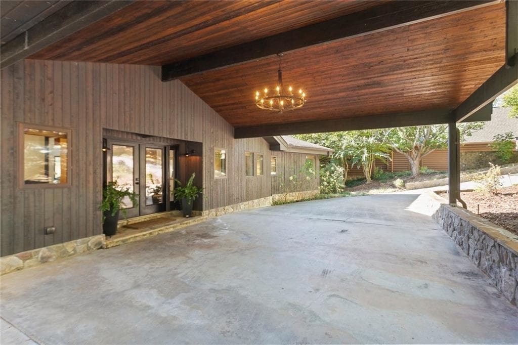 5 bedroom, 4 bathroom, 4,499 sq ft single family residence for sale at 431 Oakmont Drive, Hiawassee, GA 30546 — photo 9
