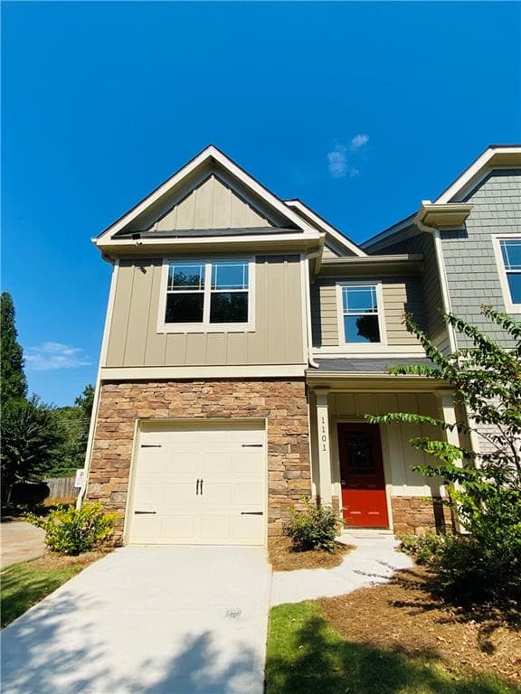 3 bedroom, 3 bathroom, 1,786 sq ft townhouse for rent at 1101 North Village Drive, Decatur, GA 30032 for $2,050 a month — photo 2