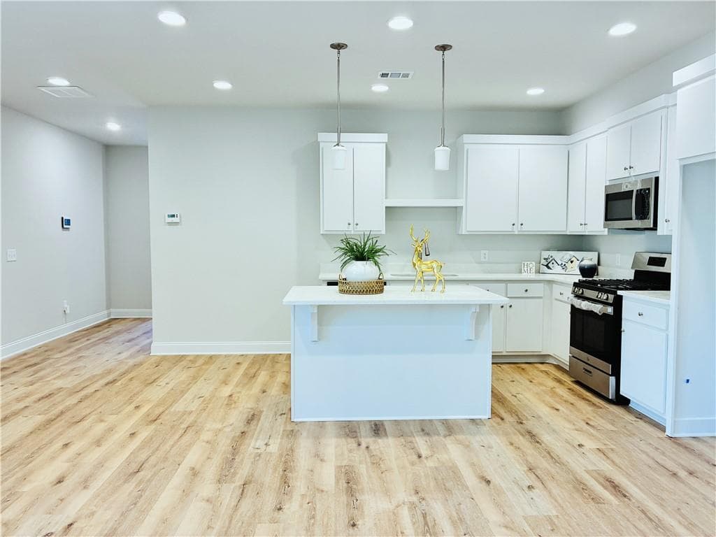 3 bedroom, 3 bathroom, 1,786 sq ft townhouse for rent at 1101 North Village Drive, Decatur, GA 30032 for $2,050 a month — photo 7