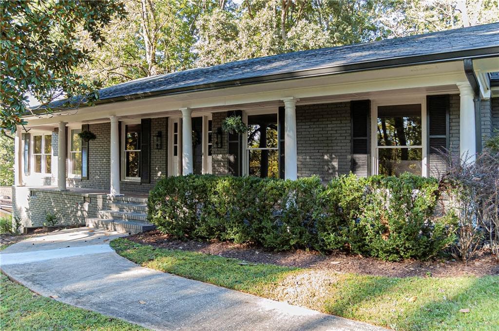 4 bedroom, 4 bathroom, 2,911 sq ft single family residence for rent at 3680 Midvale Road, Tucker, GA 30084 for $3,500 a month — photo 3