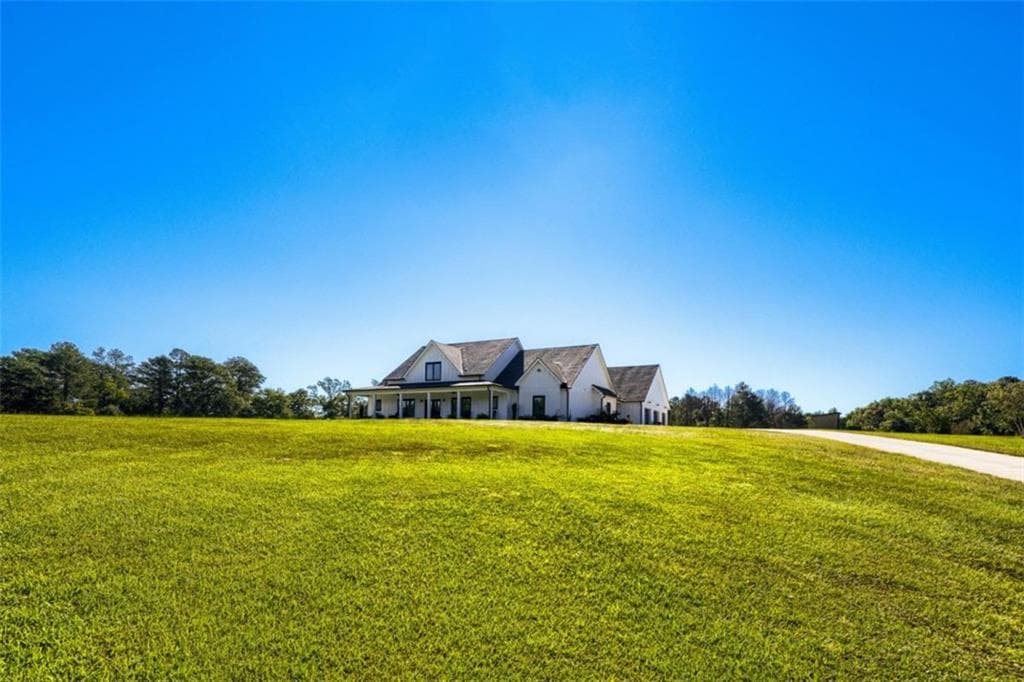 4 bedroom, 3 bathroom, 2,807 sq ft single family residence for sale at 8173 Berea Road, Winston, GA 30187 — photo 8