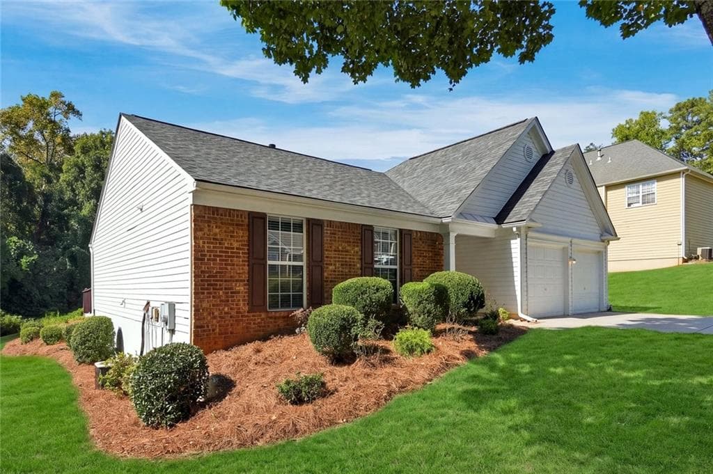 3 bedroom, 2 bathroom, 1,375 sq ft single family residence for rent at 136 Park Forest Drive, Kennesaw, GA 30144 for $2,200 a month — photo 2