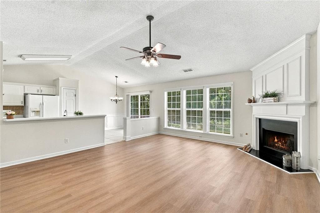 3 bedroom, 2 bathroom, 1,375 sq ft single family residence for rent at 136 Park Forest Drive, Kennesaw, GA 30144 for $2,200 a month — photo 3