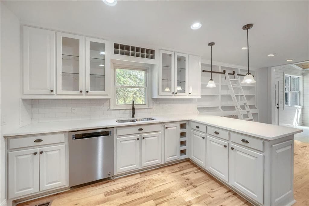 4 bedroom, 4 bathroom, 4,326 sq ft single family residence for sale at 1436 Old Mill Road, Ball Ground, GA 30107 — photo 9