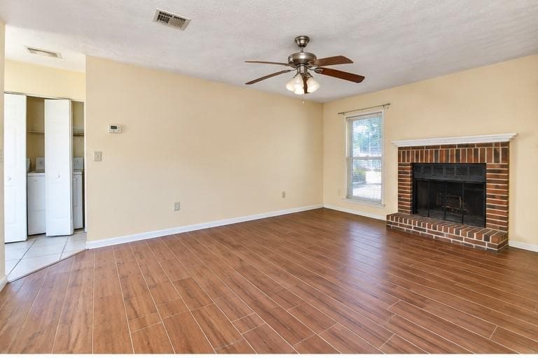 2 bedroom, 2 bathroom, 1,064 sq ft townhouse for sale at 229 Mateo Walk, Lawrenceville, GA 30046 — photo 3