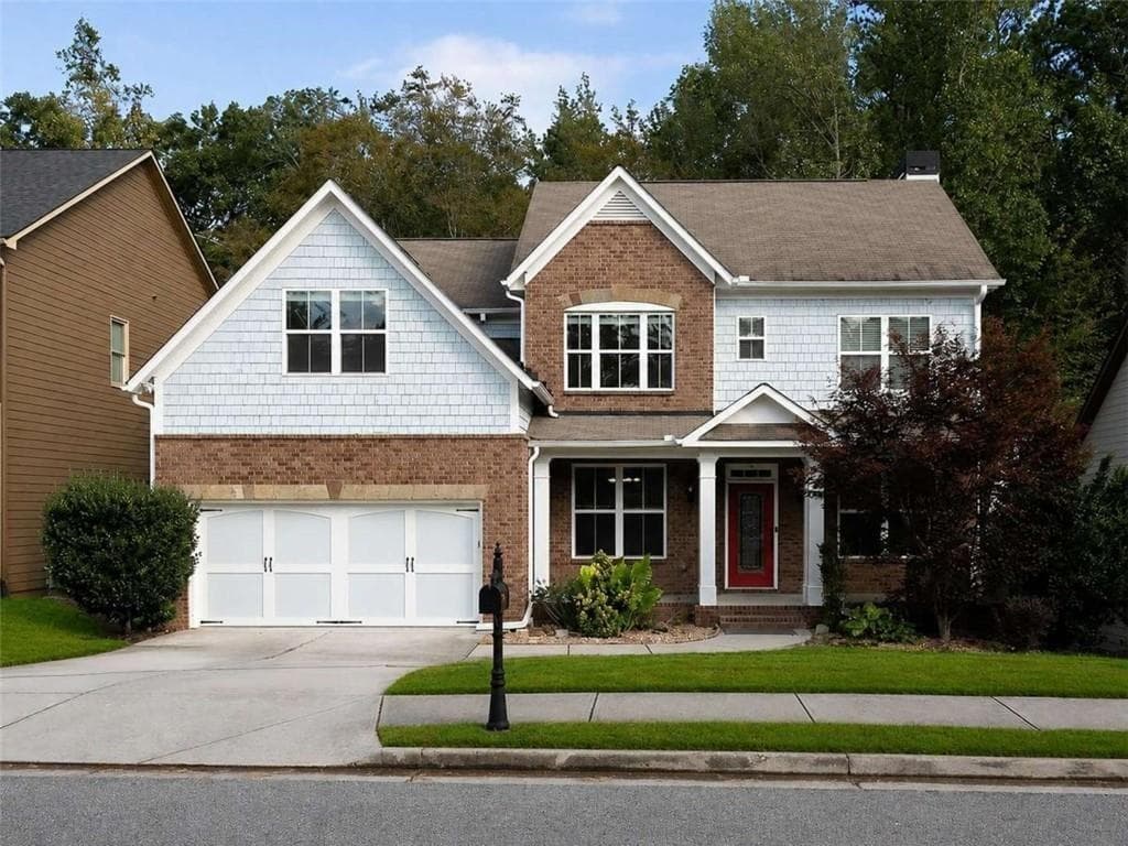 6 bedroom, 4 bathroom, 4,243 sq ft single family residence for sale at 821 Tramore Road, Acworth, GA 30102 — photo 1 of 40