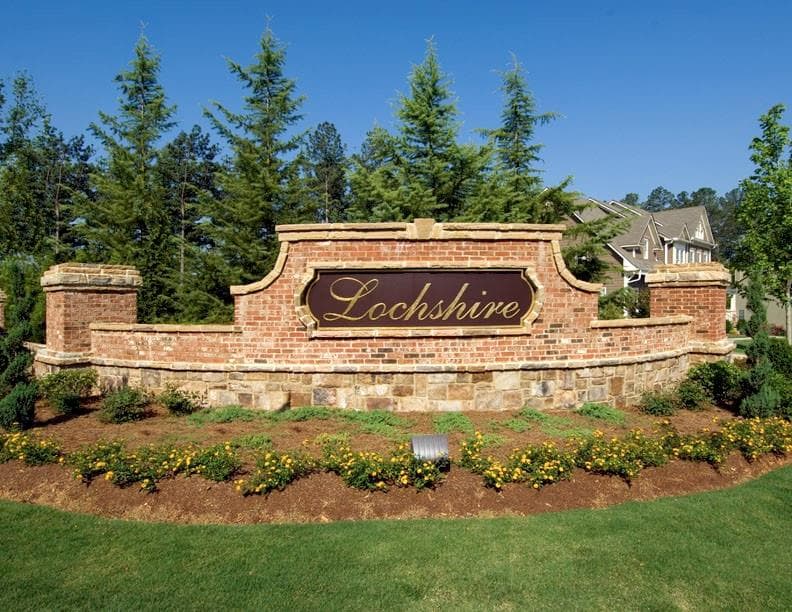 6 bedroom, 4 bathroom, 4,243 sq ft single family residence for sale at 821 Tramore Road, Acworth, GA 30102 — photo 2