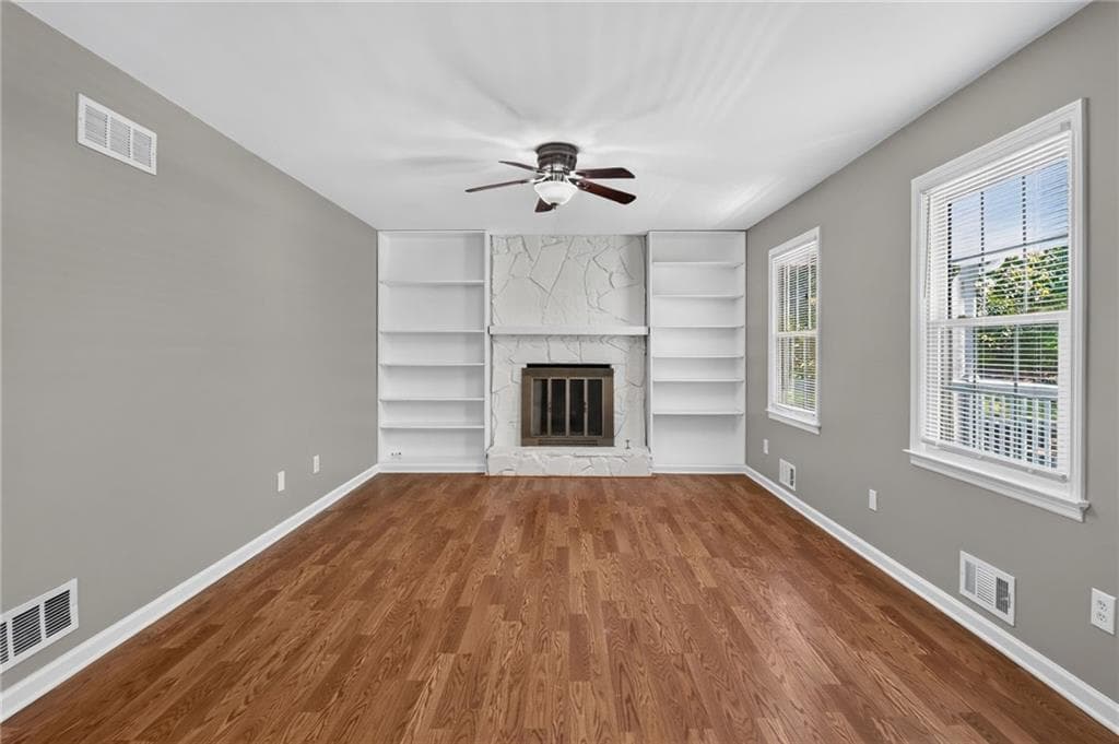 3 bedroom, 2 bathroom, 1,586 sq ft single family residence for rent at 2932 Brett Circle, Acworth, GA 30101 for $2,300 a month — photo 3