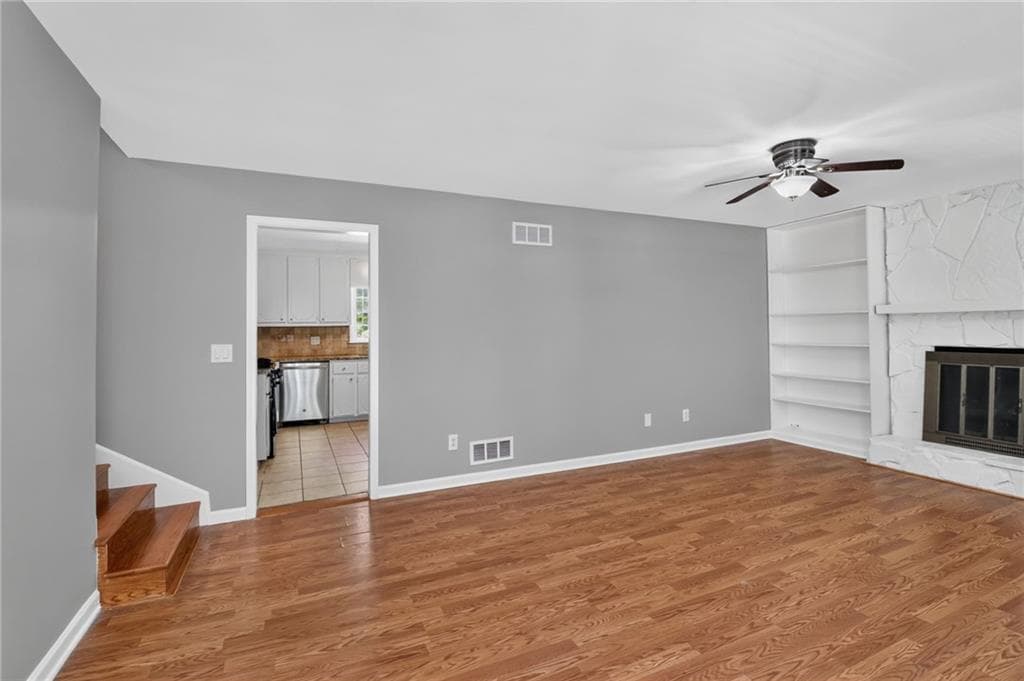 3 bedroom, 2 bathroom, 1,586 sq ft single family residence for rent at 2932 Brett Circle, Acworth, GA 30101 for $2,300 a month — photo 5