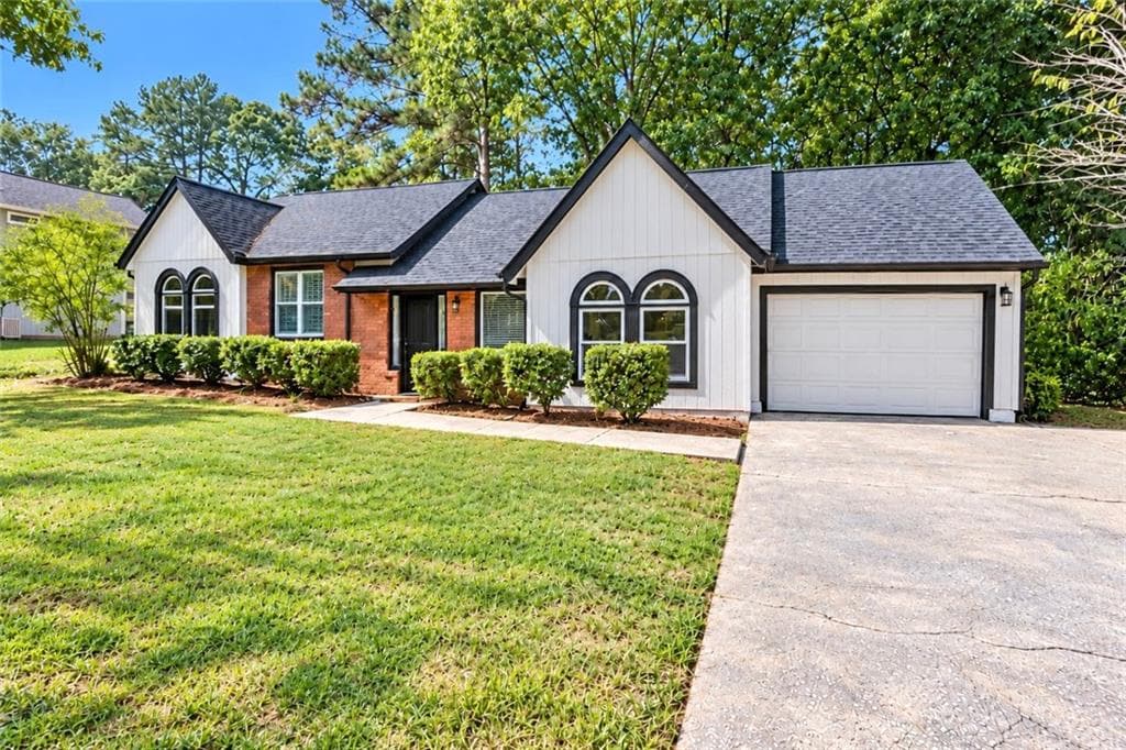 3 bedroom, 2 bathroom, 1,455 sq ft single family residence for rent at 3821 River Road, Ellenwood, GA 30294 for $1,935 a month — photo 2