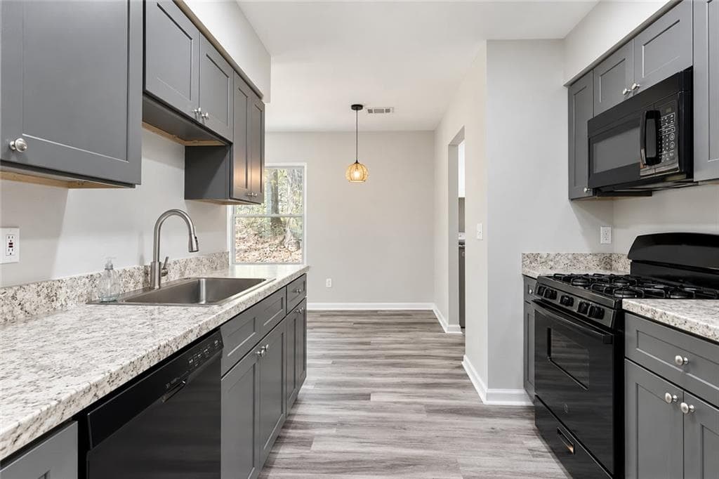 3 bedroom, 2 bathroom, 1,455 sq ft single family residence for rent at 3821 River Road, Ellenwood, GA 30294 for $1,935 a month — photo 10