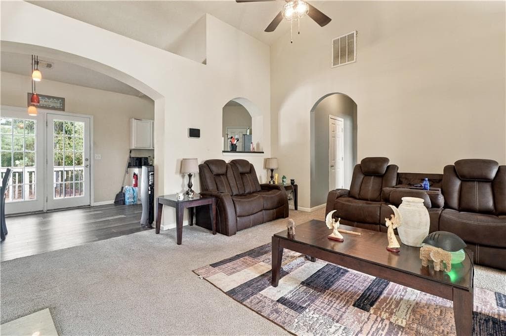 4 bedroom, 3 bathroom, 1,768 sq ft single family residence for sale at 250 Kendrick Estates Drive, Jonesboro, GA 30238 — photo 3