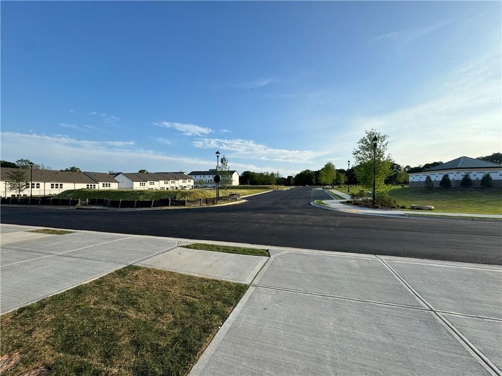 3 bedroom, 3 bathroom, 1,813 sq ft townhouse for rent at 154 Star Court, Pendergrass, GA 30567 for $1,875 a month — photo 4