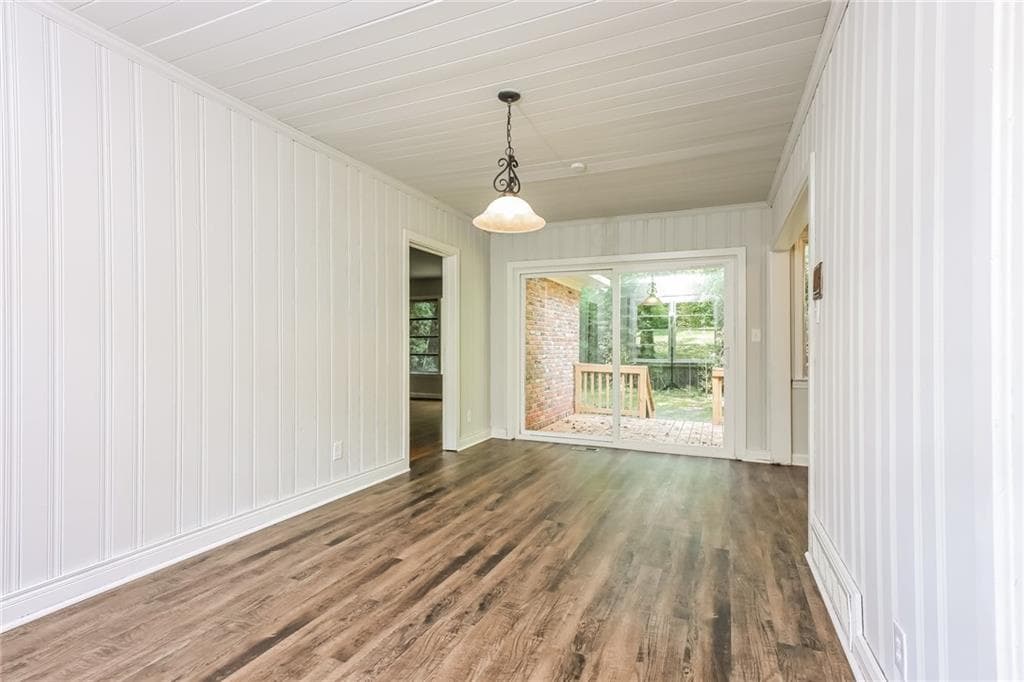 3 bedroom, 2 bathroom, 1,876 sq ft single family residence for sale at 5225 Boyd Drive, Columbus, GA 31909 — photo 8