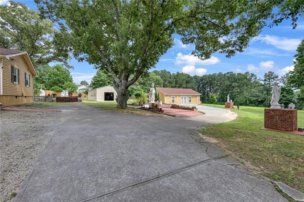 3 bedroom, 4 bathroom, 1,678 sq ft single family residence for rent at 1242 Cooper Road, Snellville, GA 30078 for $2,400 a month — photo 4