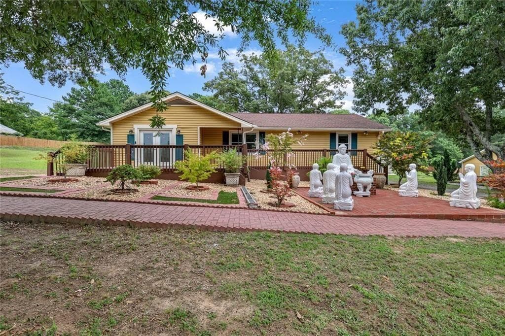 3 bedroom, 4 bathroom, 1,678 sq ft single family residence for rent at 1242 Cooper Road, Snellville, GA 30078 for $2,400 a month — photo 6