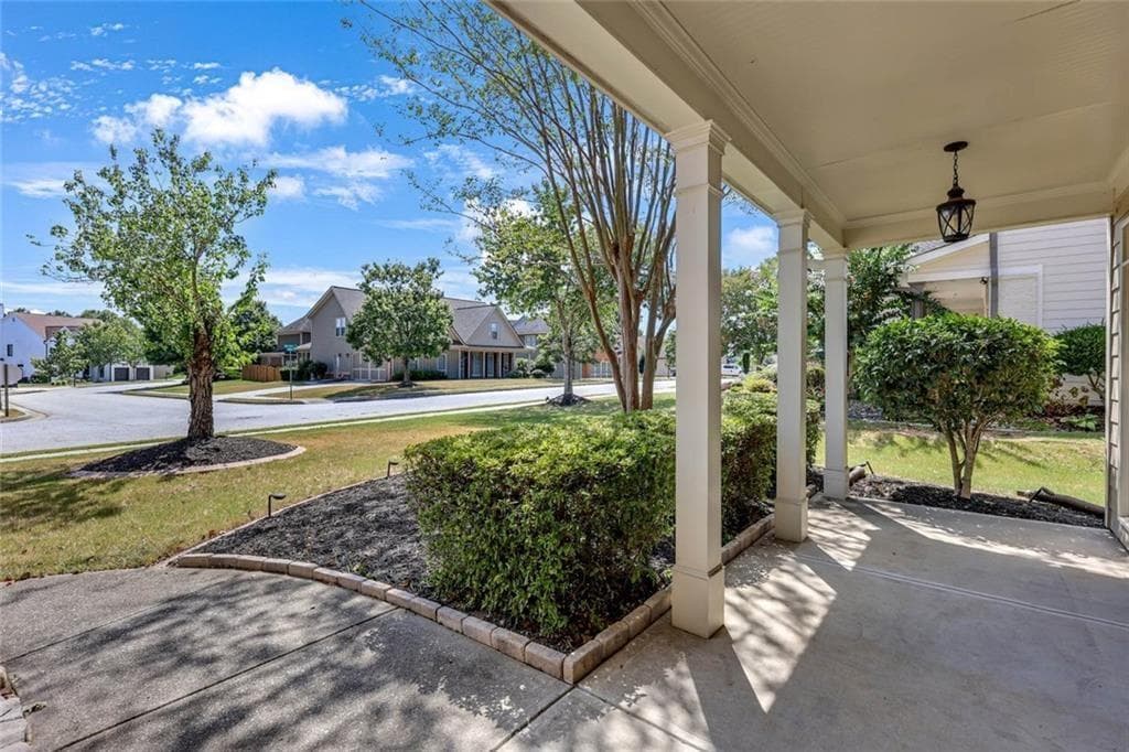 4 bedroom, 4 bathroom, 3,197 sq ft single family residence for rent at 320 Baymist Drive, Loganville, GA 30052 for $2,700 a month — photo 4