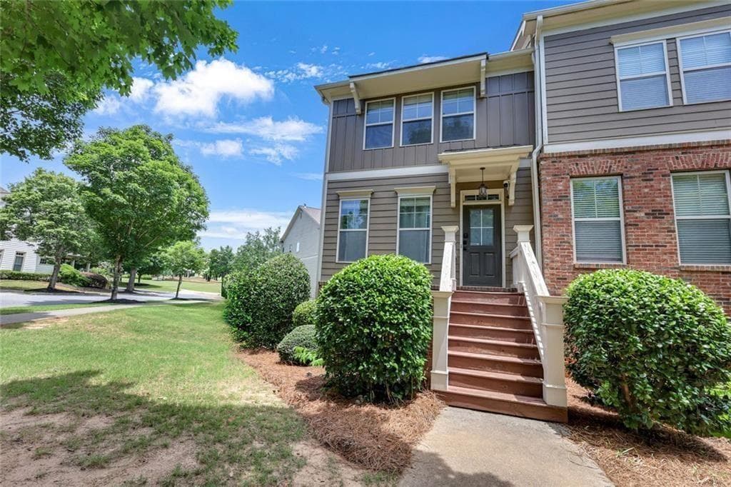 3 bedroom, 4 bathroom, 2,592 sq ft townhouse for rent at 4424 Village Field Place, Suwanee, GA 30024 for $2,500 a month — photo 3