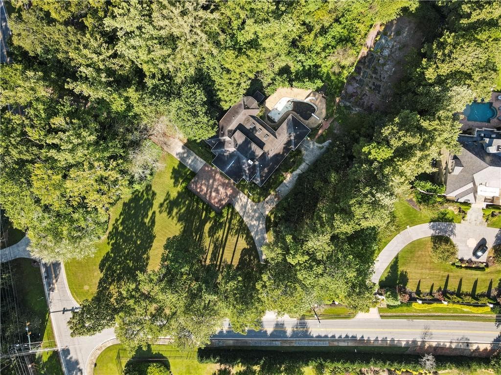 4 bedroom, 4 bathroom, 4,077 sq ft single family residence for sale at 4261 Paper Mill Road, Marietta, GA 30067 — photo 3
