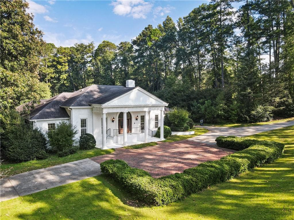 4 bedroom, 4 bathroom, 4,077 sq ft single family residence for sale at 4261 Paper Mill Road, Marietta, GA 30067 — photo 7