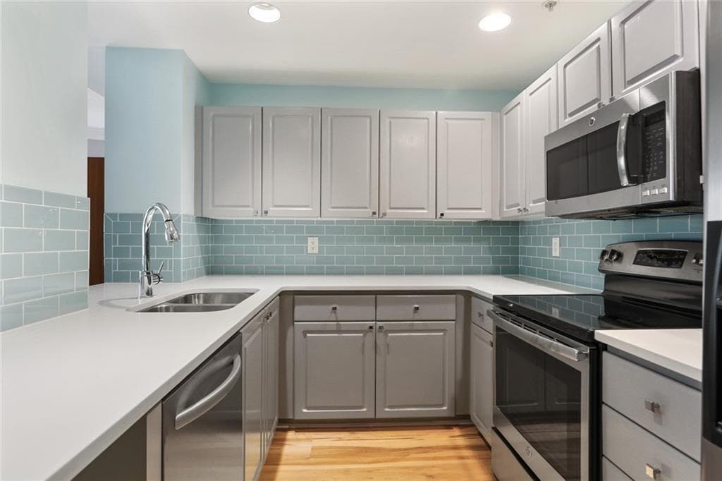 2 bedroom, 2 bathroom, 1,473 sq ft condominium for rent at 3475 Oak Valley Road 260, Atlanta, GA 30326 for $2,700 a month — photo 9