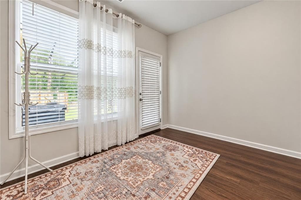 2 bedroom, 3 bathroom, 1,233 sq ft townhouse for sale at 445 Collins Industrial Way, Lawrenceville, GA 30043 — photo 10