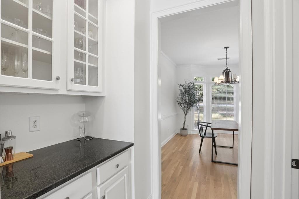4 bedroom, 4 bathroom, 2,801 sq ft single family residence for rent at 330 Whitley Park Drive, Atlanta, GA 30350 for $4,600 a month — photo 10