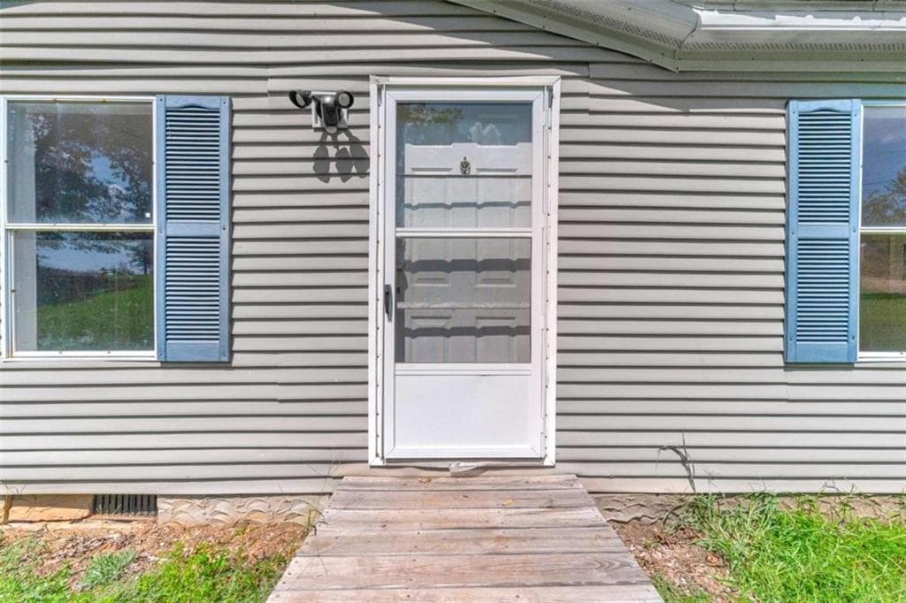 3 bedroom, 2 bathroom, 1,716 sq ft single family residence for sale at 515 Donald Cleveland Road, Mount Airy, GA 30563 — photo 8
