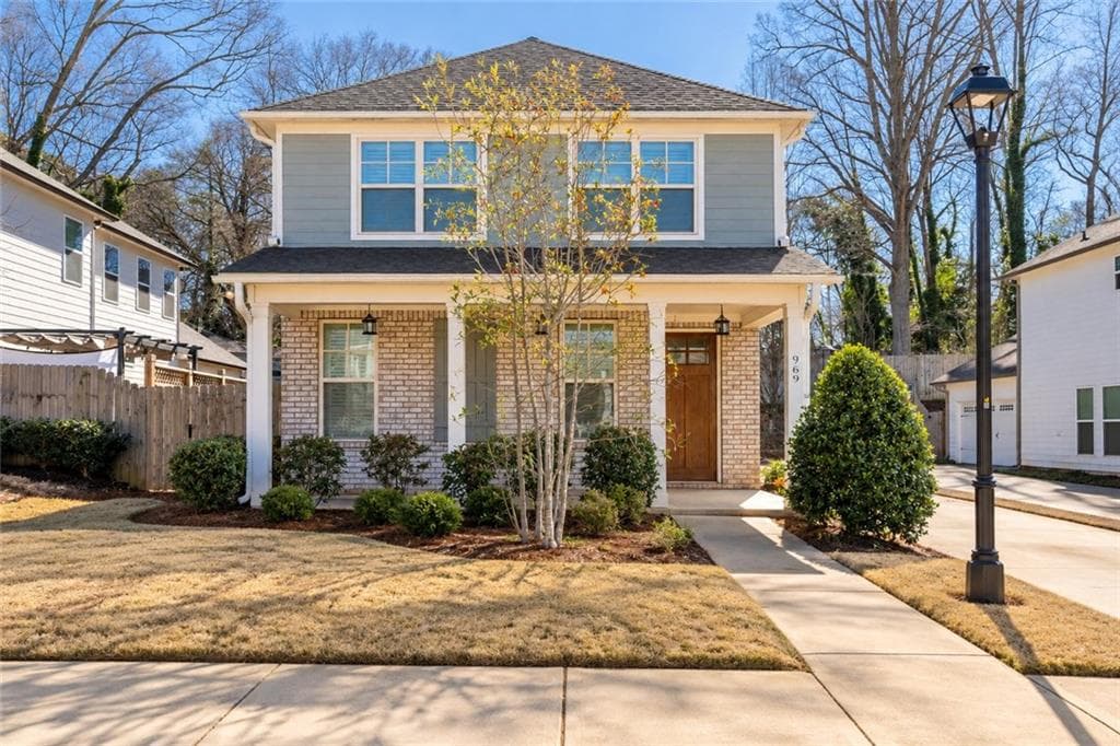 4 bedroom, 3 bathroom, 2,227 sq ft single family residence for rent at 969 RITTENHOUSE Way, Atlanta, GA 30316 for $3,600 a month — photo 1 of 16