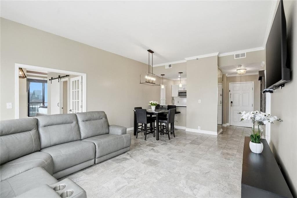 2 bedroom, 2 bathroom, 1,265 sq ft condominium for sale at 3481 Lakeside Drive PH TS5, Atlanta, GA 30326 — photo 10