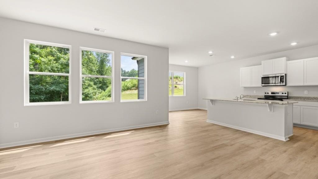 3 bedroom, 3 bathroom, 1,749 sq ft single family residence for sale at 108 Glenrise Road, Dallas, GA 30157 — photo 4