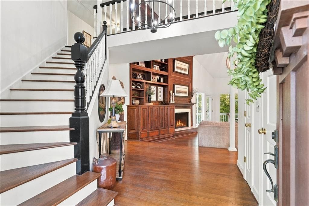 6 bedroom, 5 bathroom, 4,745 sq ft single family residence for sale at 380 Fredricks Cove, Dawsonville, GA 30534 — photo 5