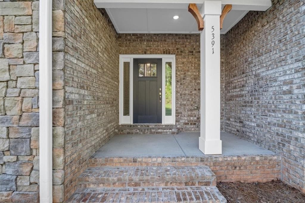 5 bedroom, 4 bathroom, 3,900 sq ft single family residence for sale at 5391 Tuscany Drive, Douglasville, GA 30135 — photo 3