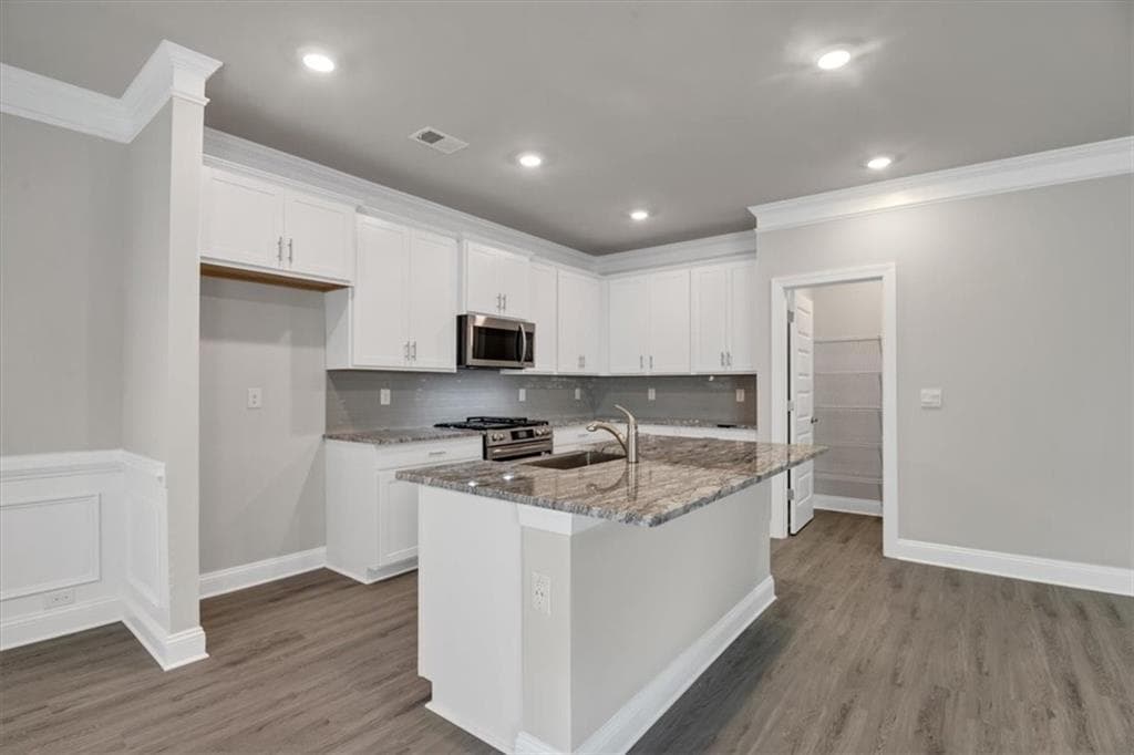 5 bedroom, 4 bathroom, 3,900 sq ft single family residence for sale at 5391 Tuscany Drive, Douglasville, GA 30135 — photo 10