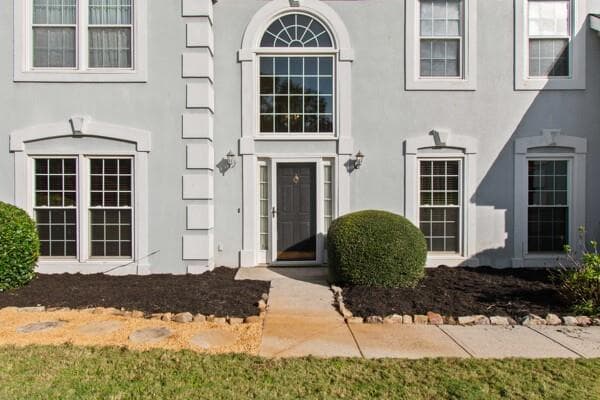 4 bedroom, 3 bathroom, 3,478 sq ft single family residence for sale at 231 Saint Martin Drive, Suwanee, GA 30024 — photo 2