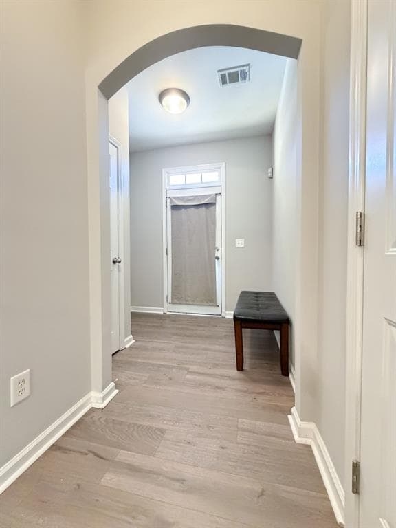3 bedroom, 3 bathroom, 1,702 sq ft townhouse for sale at 2077 Lakeshore Overlook Drive, Kennesaw, GA 30152 — photo 4