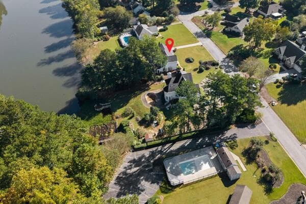 4 bedroom, 3 bathroom, 3,478 sq ft single family residence for sale at 231 Saint Martin Drive, Suwanee, GA 30024 — photo 3