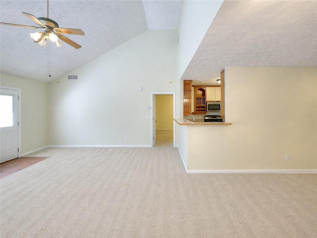 3 bedroom, 2 bathroom, 1,633 sq ft single family residence for sale at 2875 New Hope Road, Dacula, GA 30019 — photo 4