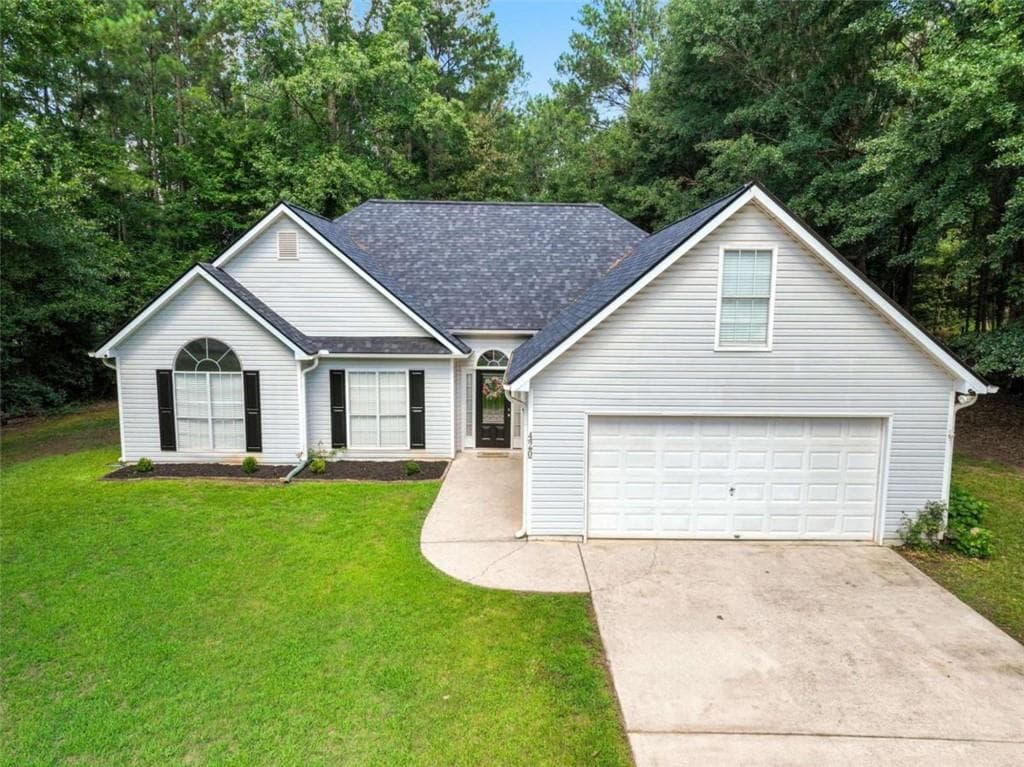 4 bedroom, 2 bathroom, 1,956 sq ft single family residence for sale at 420 Ray Way, Jenkinsburg, GA 30234 — photo 1 of 40