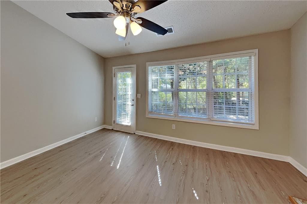 3 bedroom, 2 bathroom, 1,264 sq ft single family residence for rent at 281 Bainbridge Circle, Dallas, GA 30132 for $1,725 a month — photo 2