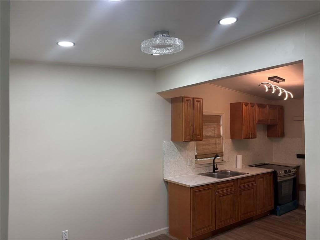 2 bedroom, 1 bathroom, 832 sq ft single family residence for rent at 4049 Villa Avenue, Macon, GA 31204 for $899 a month — photo 3
