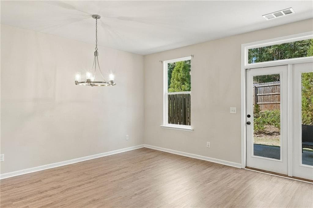 3 bedroom, 3 bathroom, 2,366 sq ft townhouse for sale at 1157 Lucan Lane, Lawrenceville, GA 30043 — photo 8