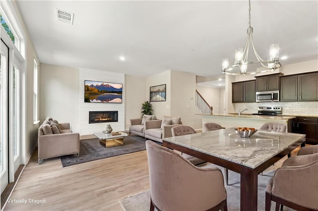 3 bedroom, 3 bathroom, 2,366 sq ft townhouse for sale at 1157 Lucan Lane, Lawrenceville, GA 30043 — photo 2