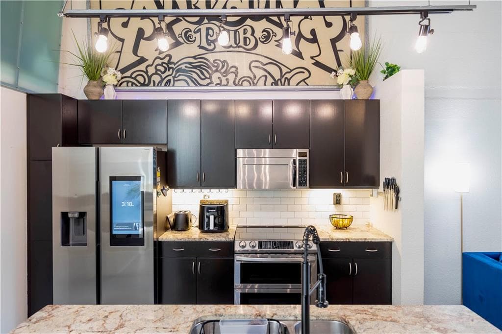 2 bedroom, 2 bathroom, 1,354 sq ft condominium for sale at 195 Arizona Avenue 107, Atlanta, GA 30307 — photo 5
