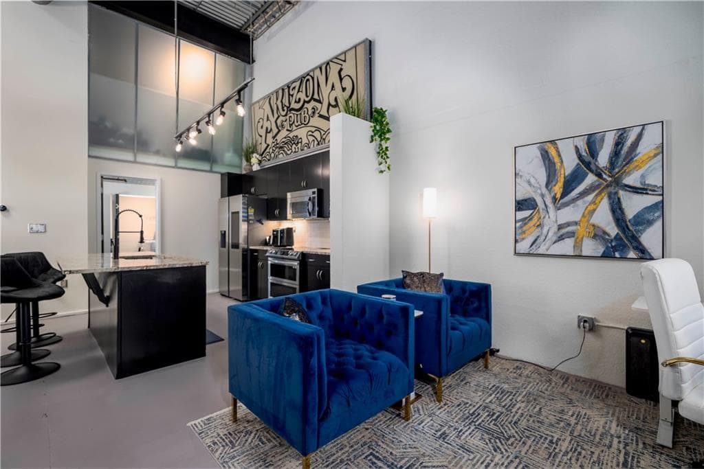 2 bedroom, 2 bathroom, 1,354 sq ft condominium for sale at 195 Arizona Avenue 107, Atlanta, GA 30307 — photo 7
